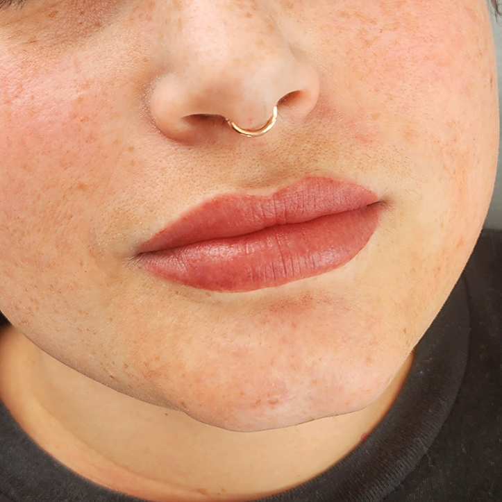 lip blush tattooing​