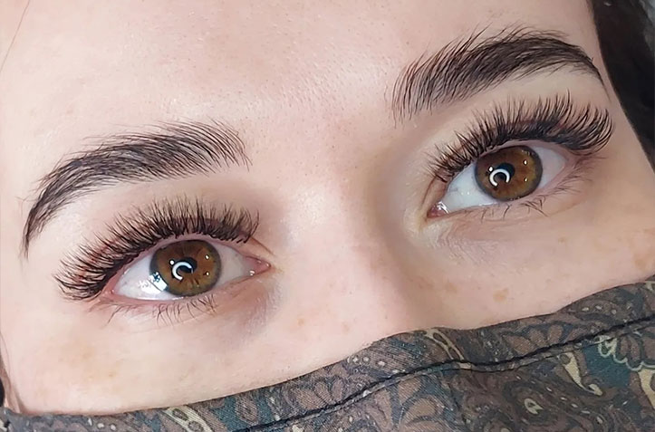 eye lash tint​
