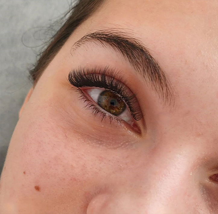 eyelash extension refill time​